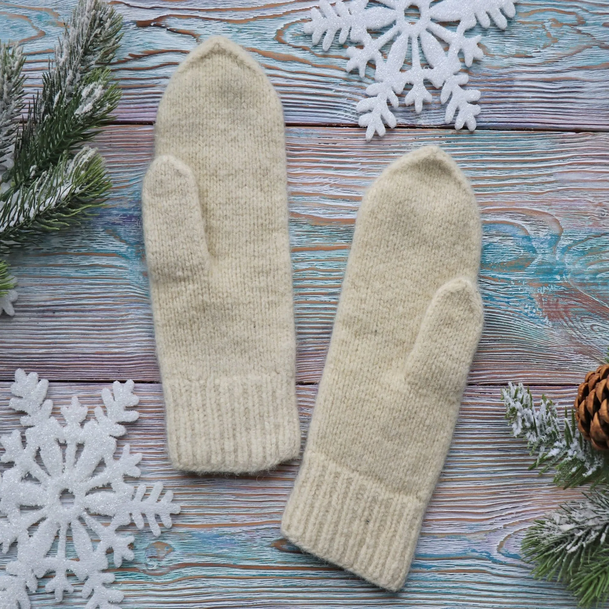 Crochet mittens pattern, US standard terms, Skill level beginner
