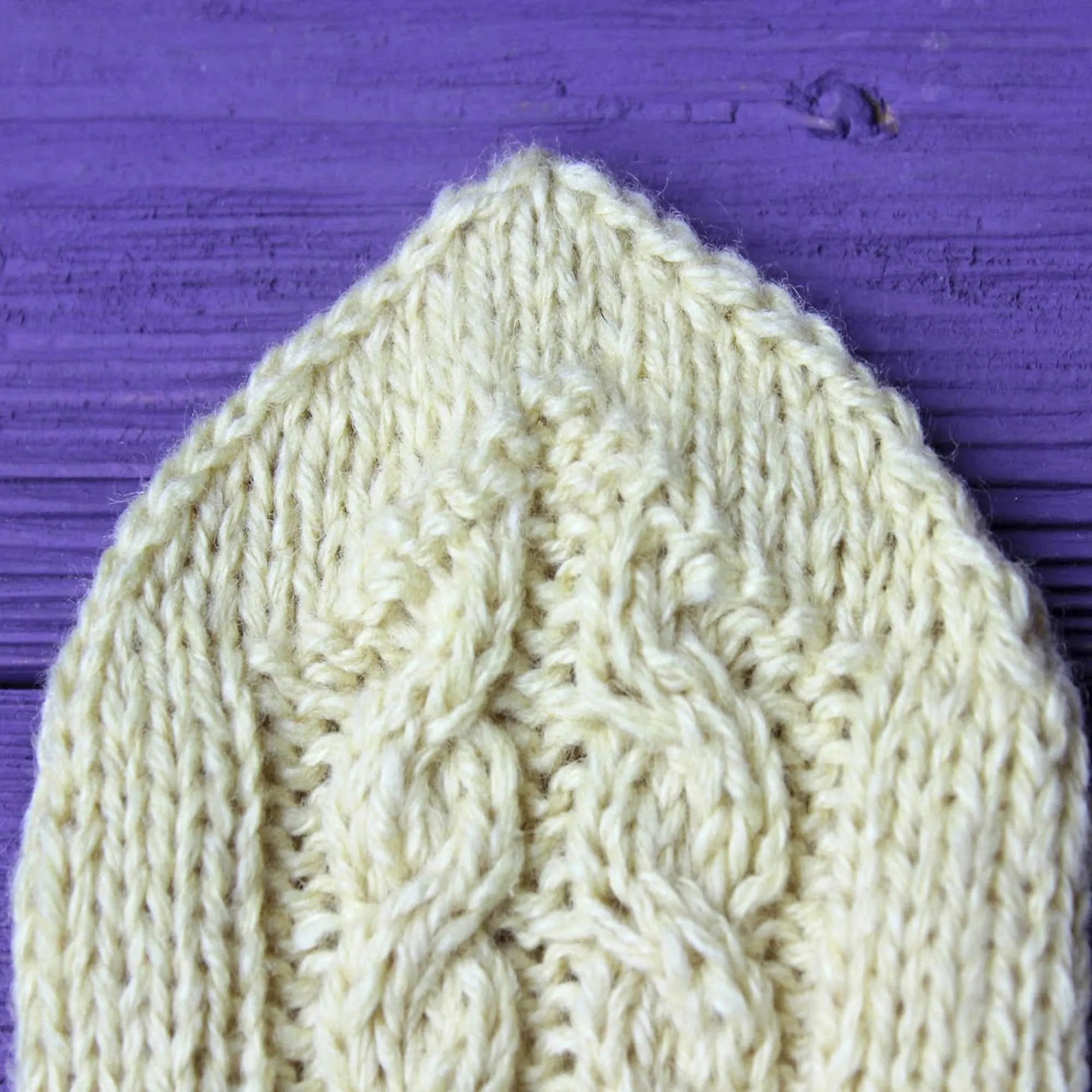 Crochet mittens pattern, US standard terms, Skill level beginner