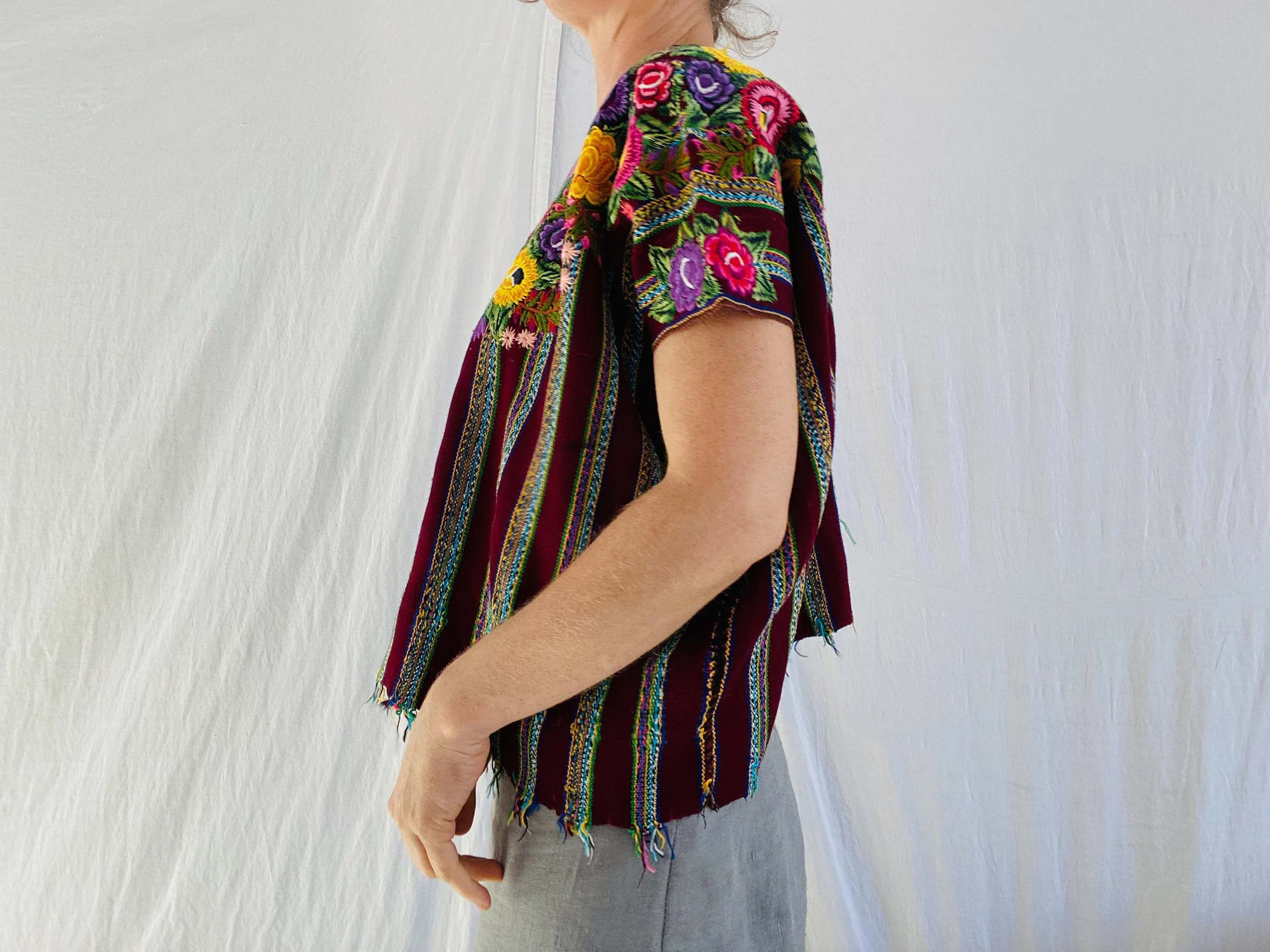 Vintage Guatemalan Huipil. Patzun. Floral Motif